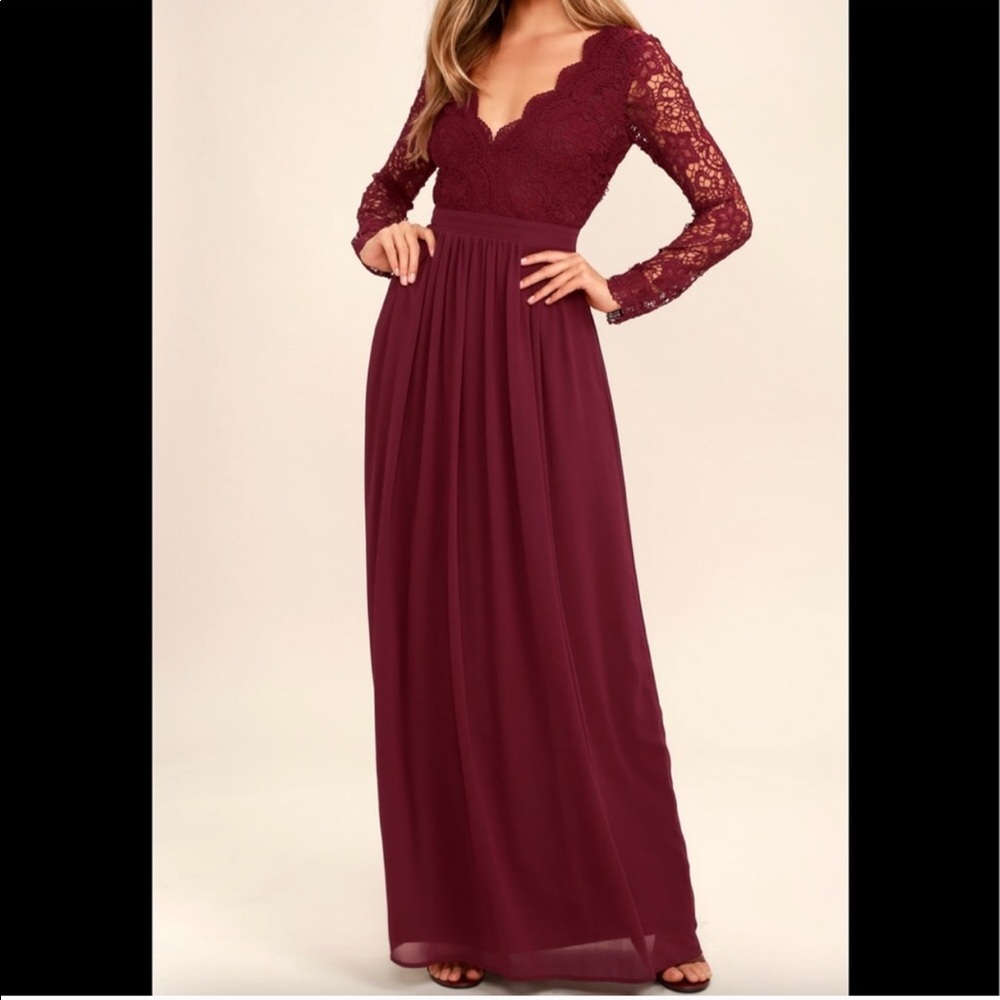 Lulu’s Awaken My Love dress in burgundy